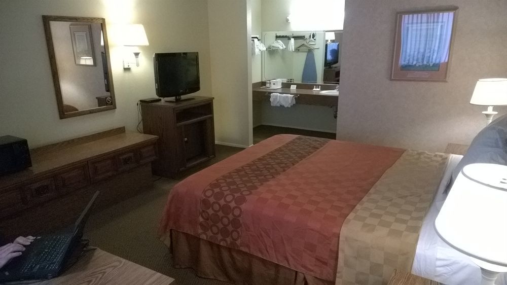 Econo Lodge Gilroy Extérieur photo