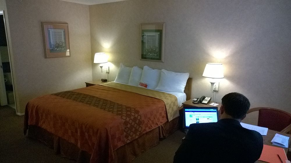 Econo Lodge Gilroy Extérieur photo